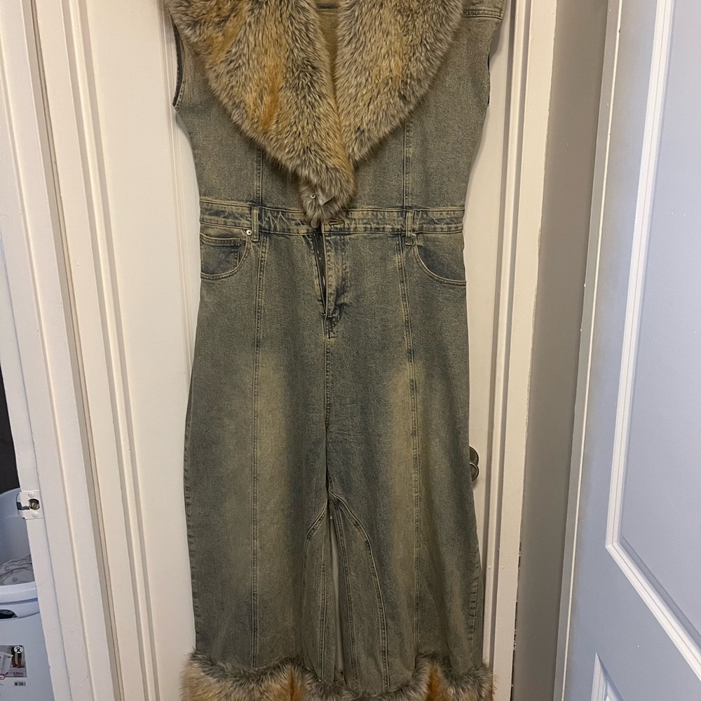 AKIRA Blue Denim with Gray Faux Fur